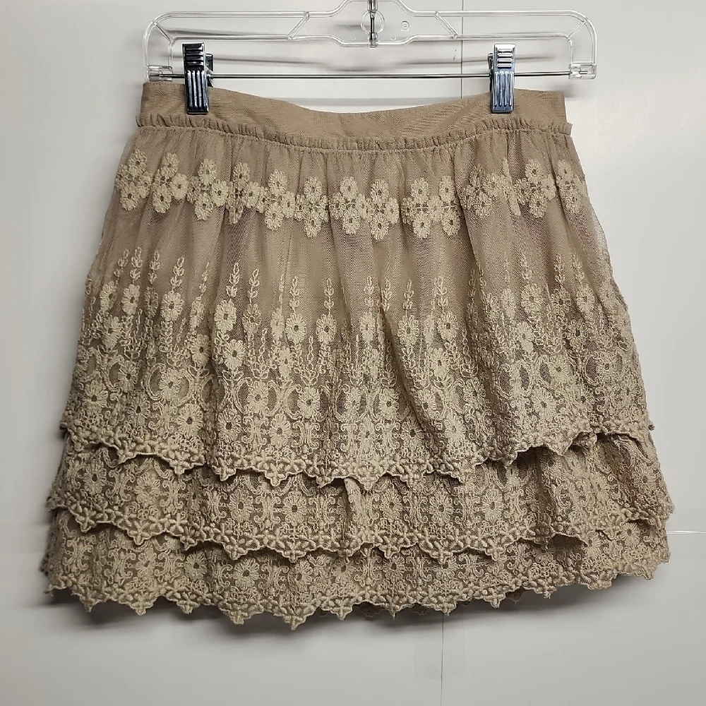 Garnet Hill Lace Tiered Beautiful Mini Skirt-Beige Sz2 Made In India 100% Cotton